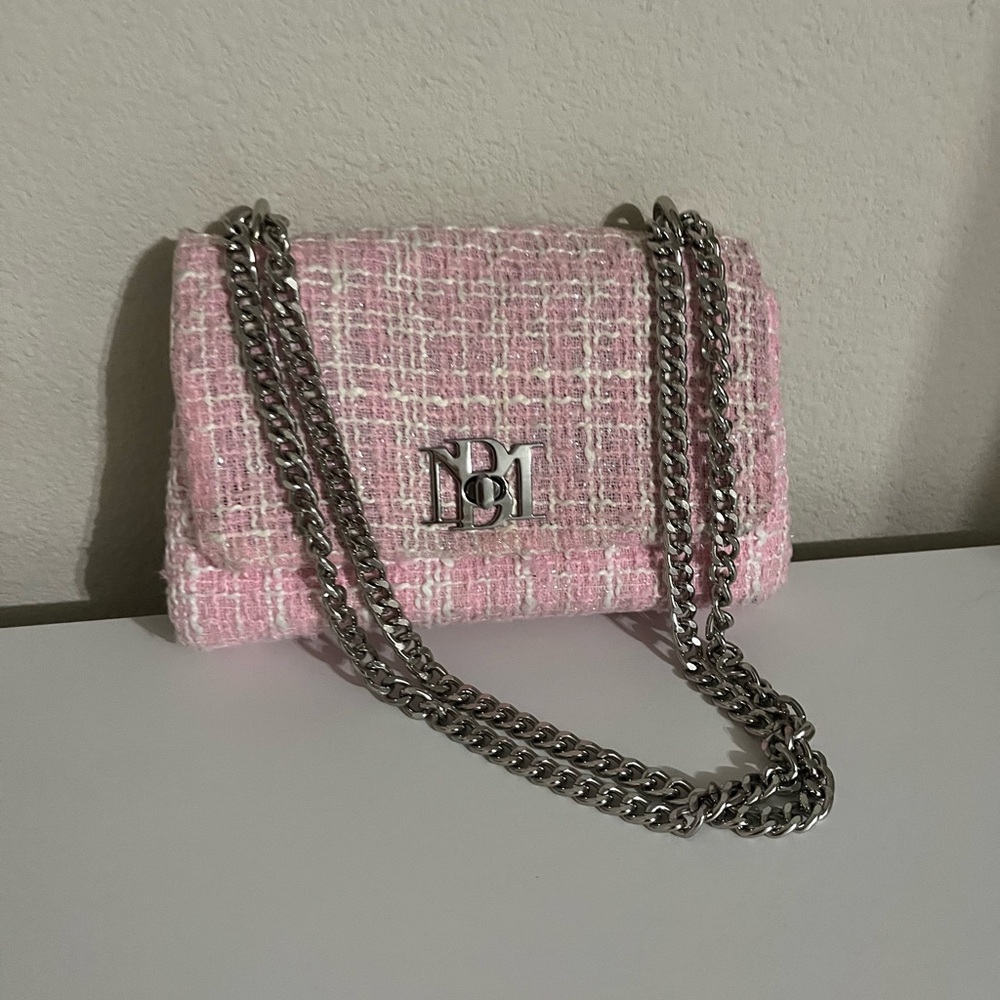 Badgley Mischka light pink textured pink